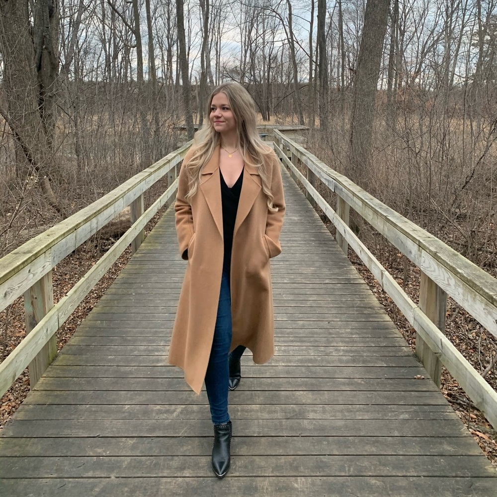 Meet your Posher, Camille